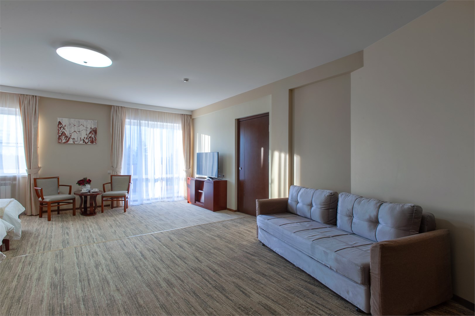 Номер 2-x местный джуниор сюит Однокомнатный номер с сауной, 4 этаж в отеле peresvethotel